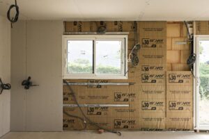 Isolation des murs et des combles dans les landes